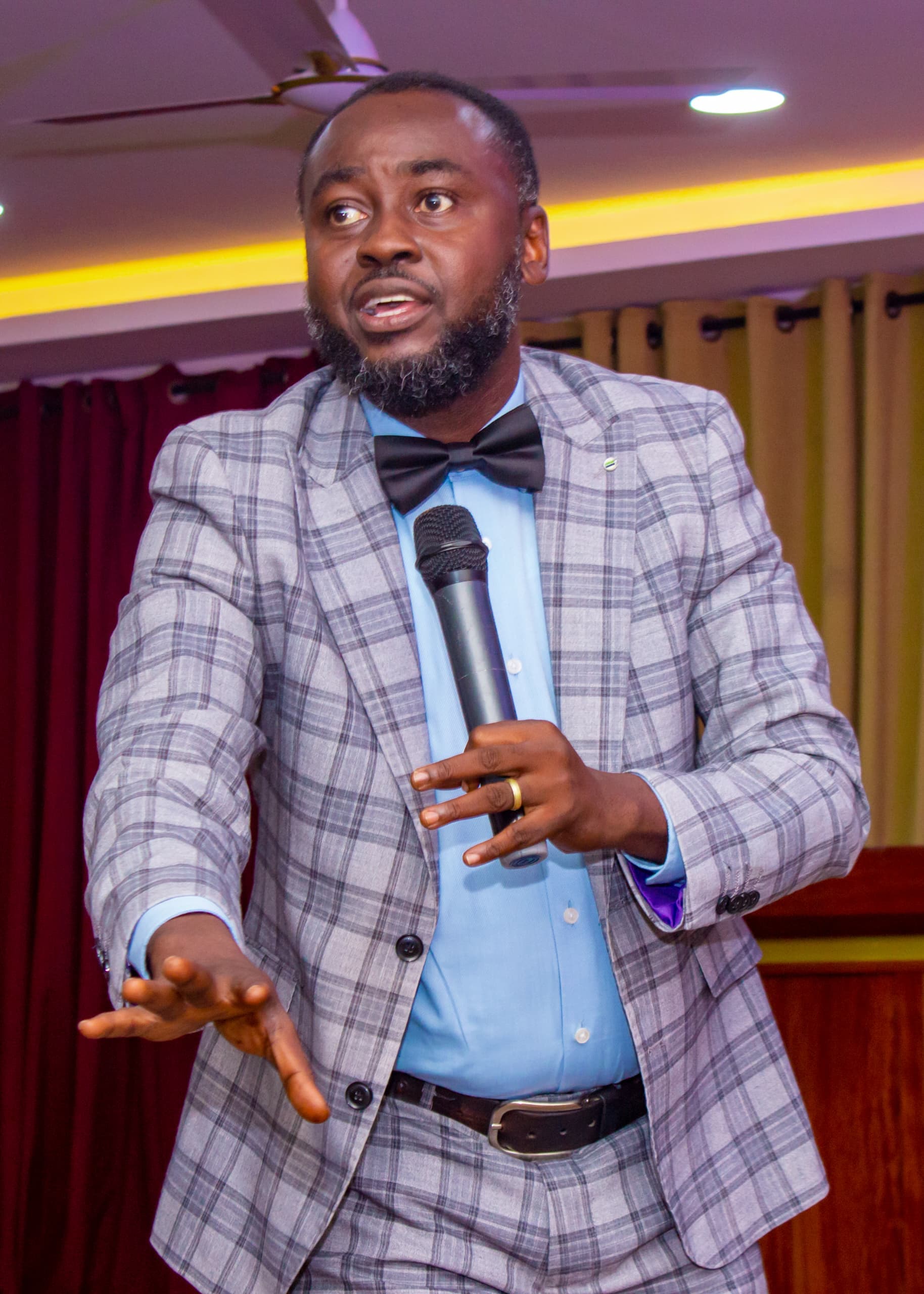 Guest speaker addressing the congregation at an event